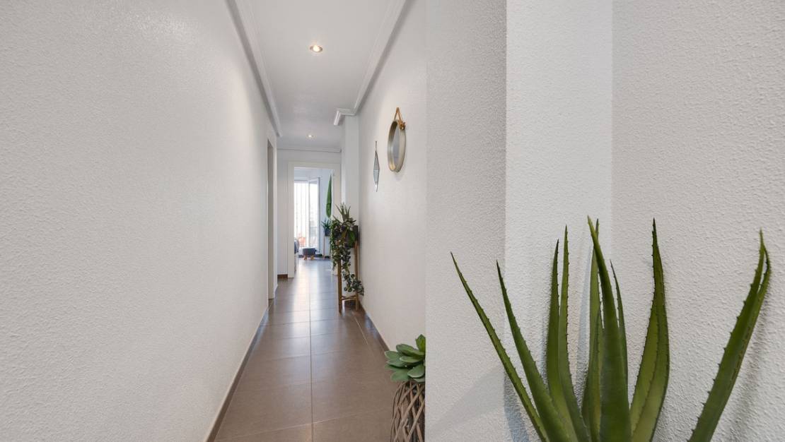 Sale - Apartment - Torrevieja - Torrevieja Centro