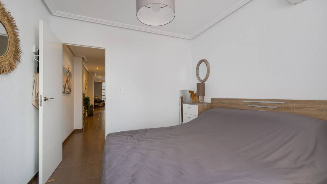 Sale - Apartment - Torrevieja - Torrevieja Centro