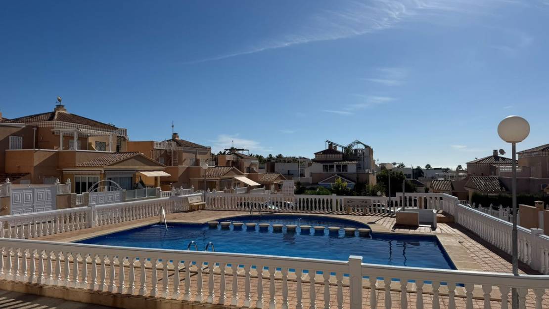 Sale - Apartment - Torrevieja - Torrevieja Centro