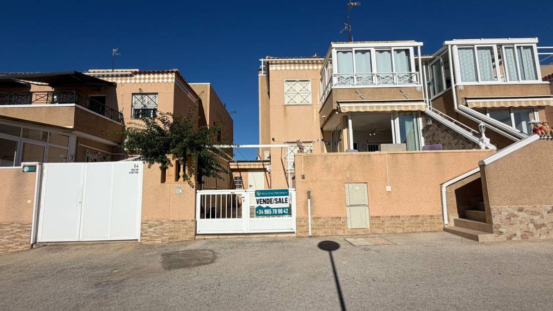 Sale - Apartment - Torrevieja - Torrevieja Centro