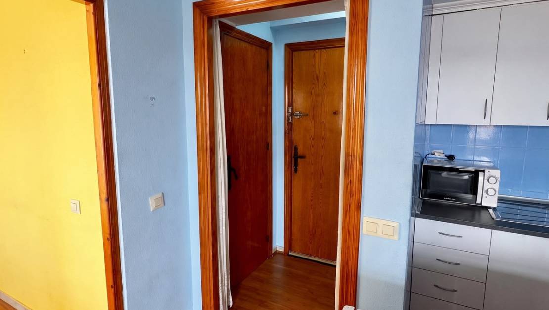Sale - Apartment - Torrevieja - Torrevieja Centro