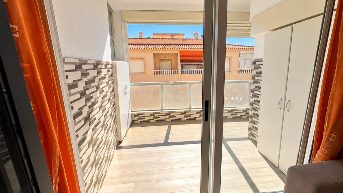 Sale - Apartment - Torrevieja - Torrevieja Centro