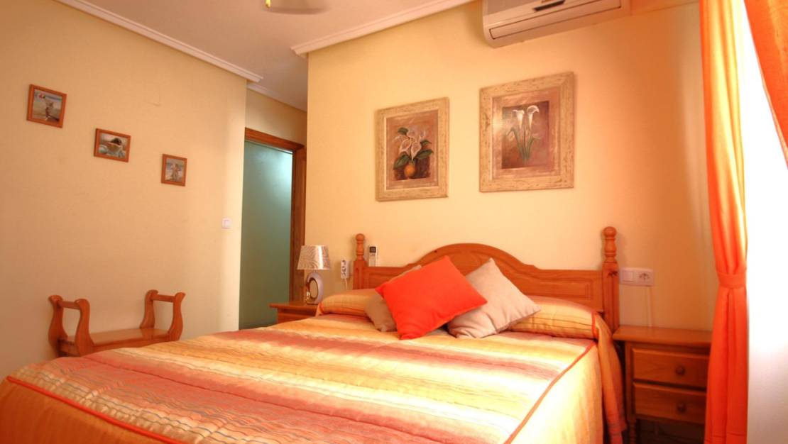 Sale - Apartment - Torrevieja - Torrevieja Centro