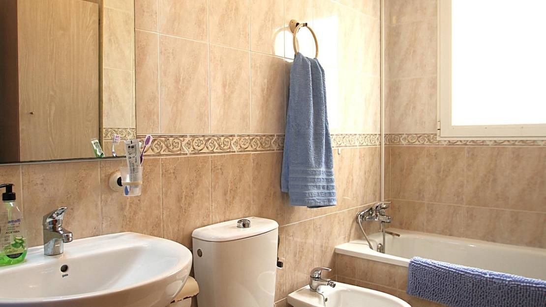 Sale - Apartment - Torrevieja - Torrevieja Centro