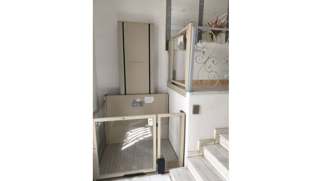 Sale - Apartment - Torrevieja - Torrevieja Centro