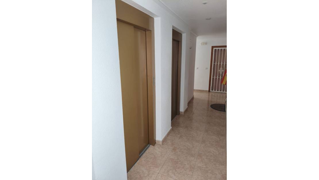 Sale - Apartment - Torrevieja - Torrevieja Centro