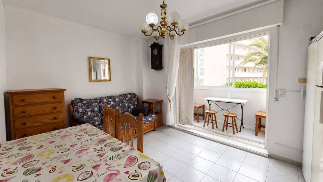 Sale - Apartment - Torrevieja - Torrevieja Centro