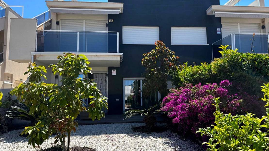 Sale - Apartment - Torrevieja - Torrevieja Centro