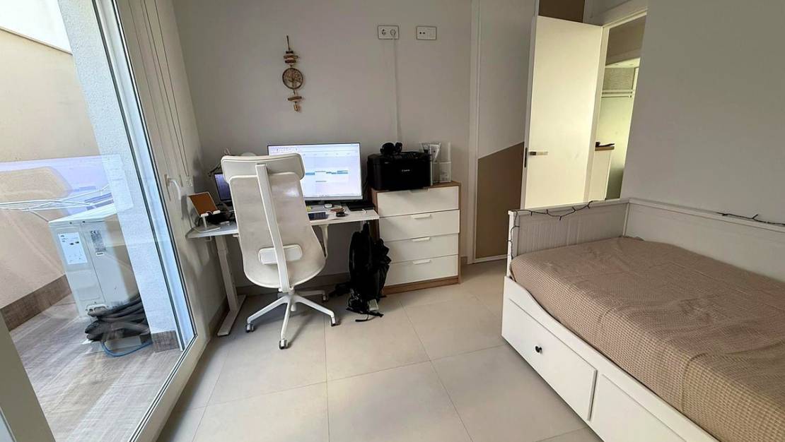 Sale - Apartment - Torrevieja - Torrevieja Centro