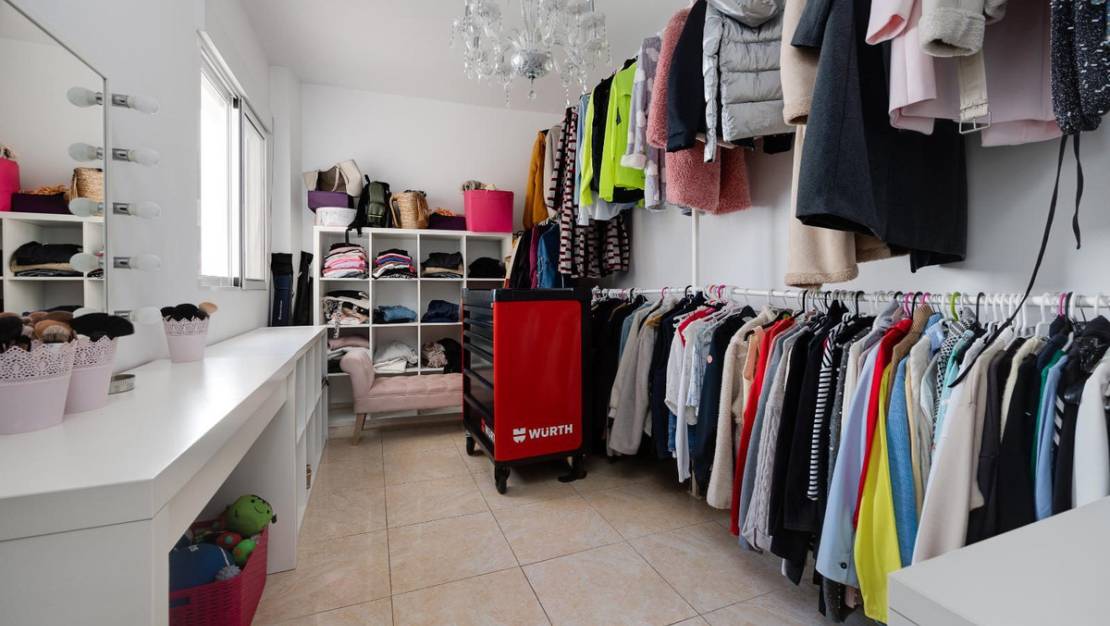 Sale - Apartment - Torrevieja - Torrevieja Centro