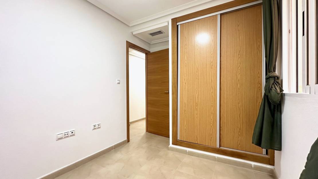 Sale - Apartment - Torrevieja - Torrevieja Centro