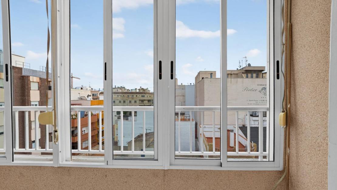 Sale - Apartment - Torrevieja - Torrevieja Centro