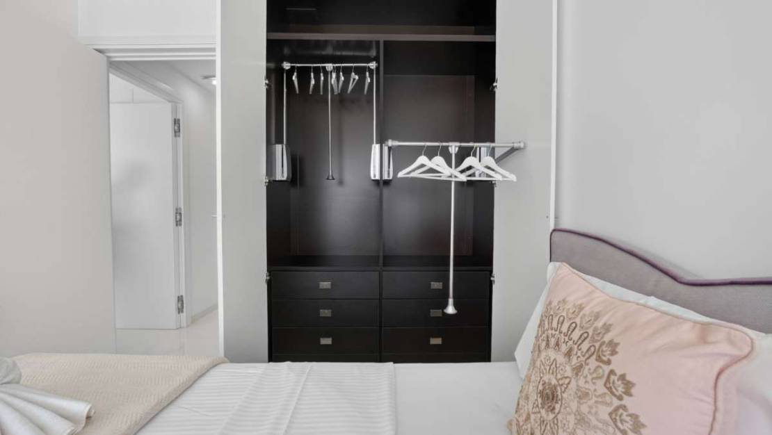 Sale - Apartment - Torrevieja - Torrevieja Centro