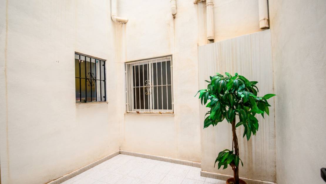 Sale - Apartment - Torrevieja - Torrevieja Centro