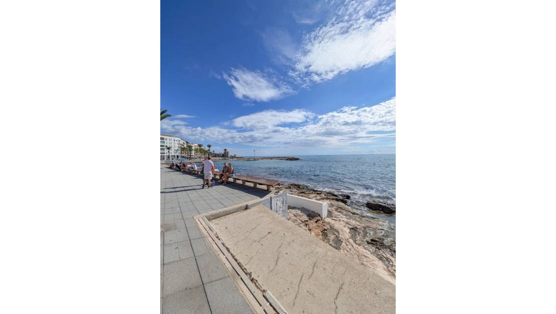 Sale - Apartment - Torrevieja - Torrevieja Centro