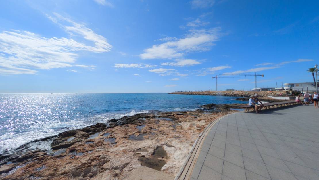 Sale - Apartment - Torrevieja - Torrevieja Centro