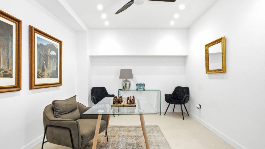 Sale - Apartment - Torrevieja - Torrevieja Centro