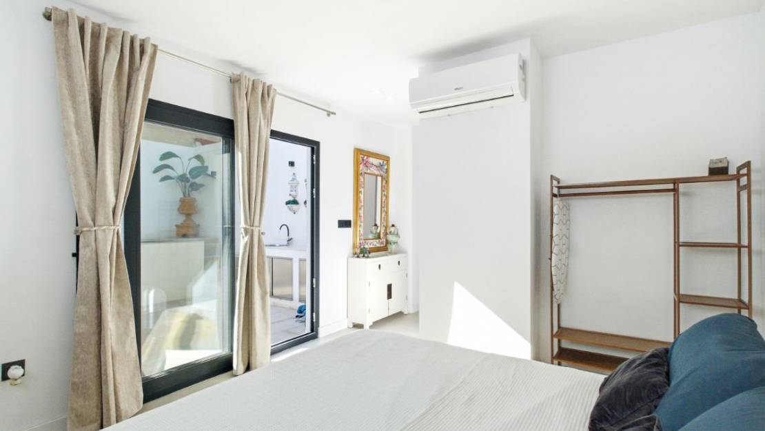 Sale - Apartment - Torrevieja - Torrevieja Centro