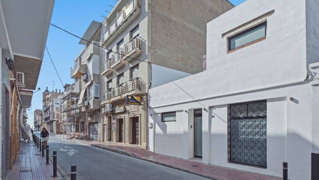 Sale - Apartment - Torrevieja - Torrevieja Centro