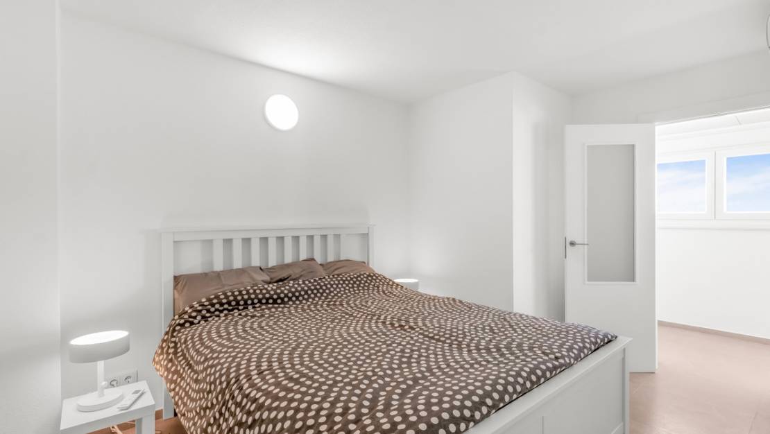 Sale - Apartment - Torrevieja - Torrevieja Centro