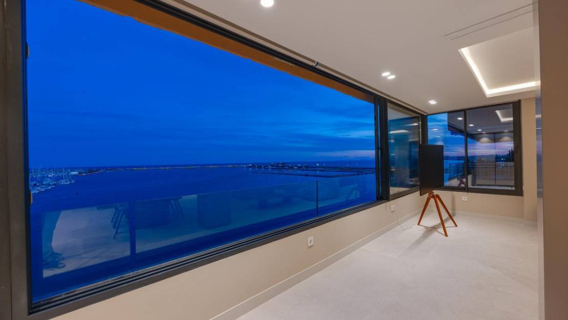 Sale - Apartment - Torrevieja - Torrevieja Centro