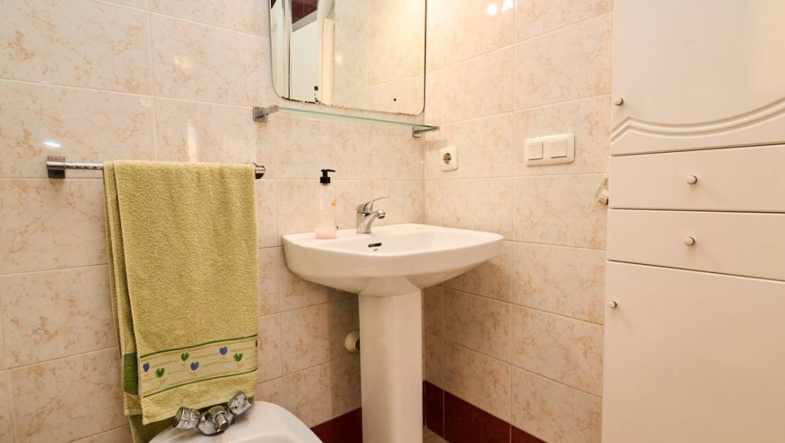 Sale - Apartment - Torrevieja - Torrevieja Centro