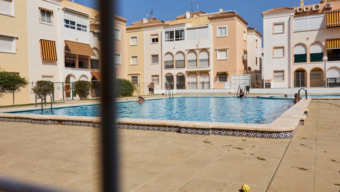 Sale - Apartment - Torrevieja - Torrevieja Centro