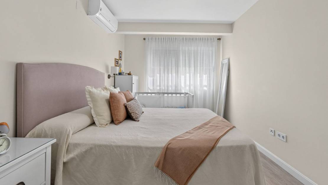 Sale - Apartment - Torrevieja - Torrevieja Centro
