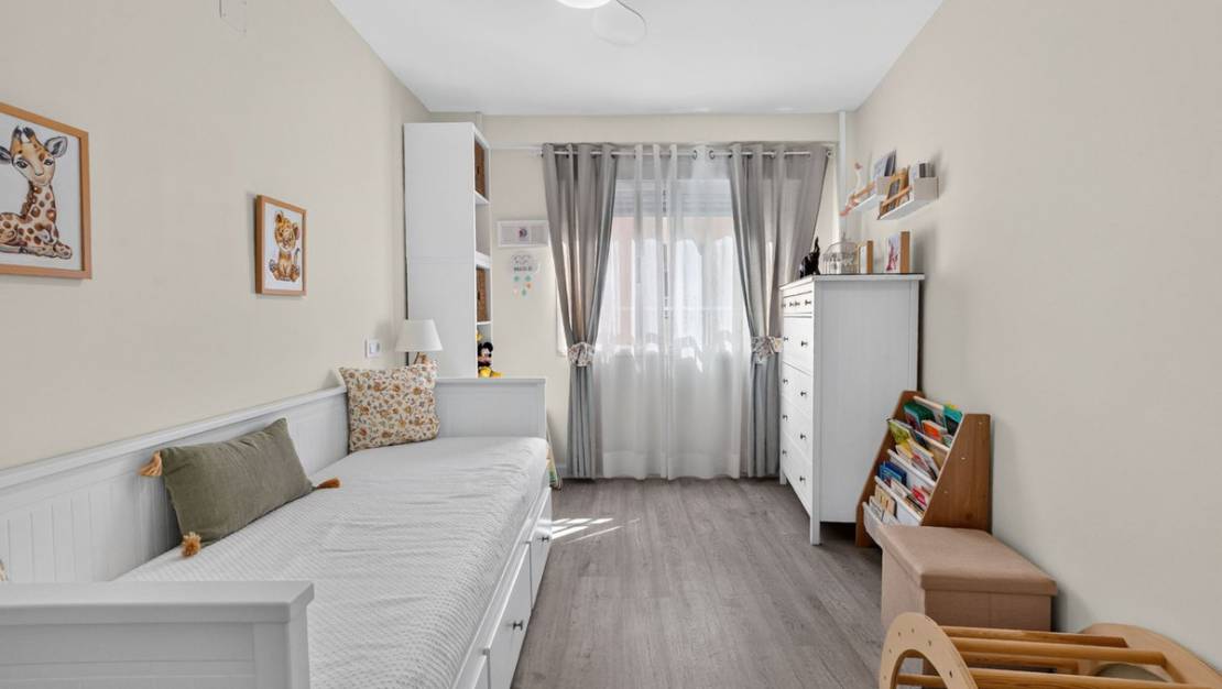 Sale - Apartment - Torrevieja - Torrevieja Centro