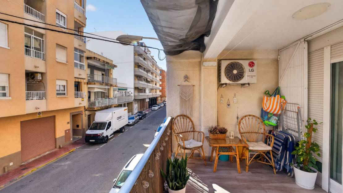 Sale - Apartment - Torrevieja - Torrevieja Centro