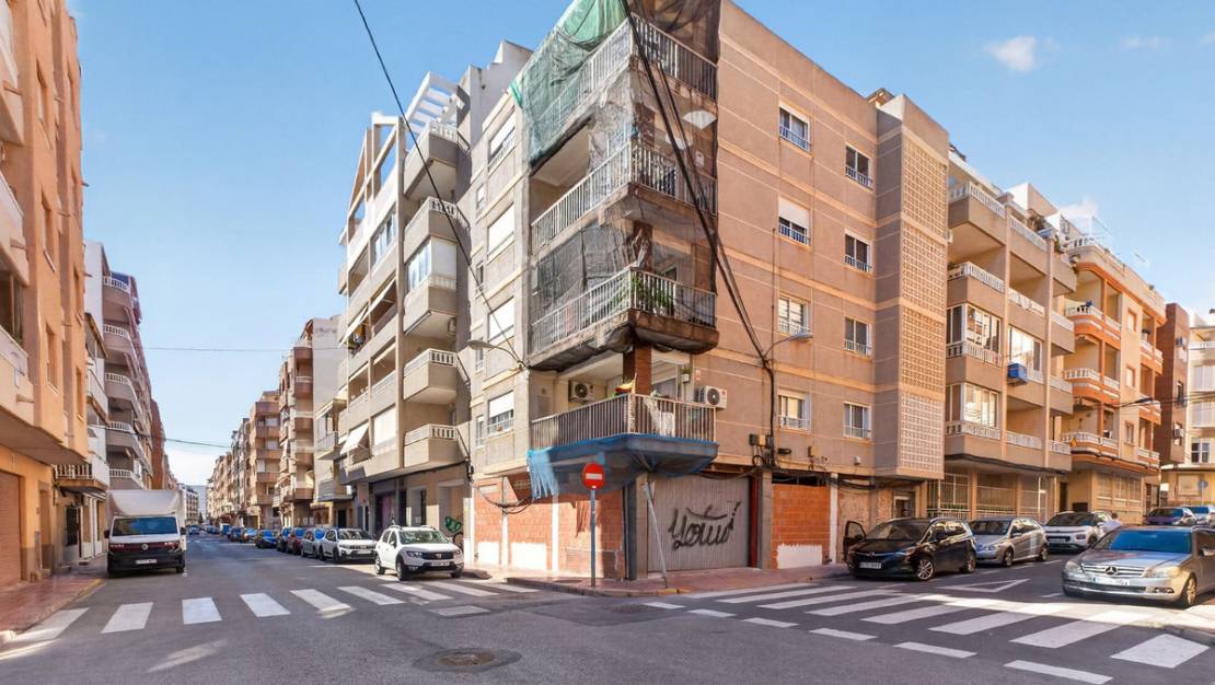 Sale - Apartment - Torrevieja - Torrevieja Centro