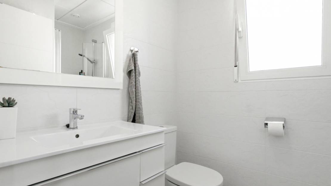 Sale - Apartment - Torrevieja - Torrevieja Centro