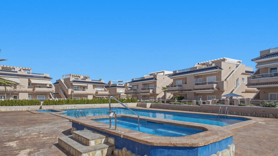 Sale - Apartment - Torrevieja - Torrevieja Centro