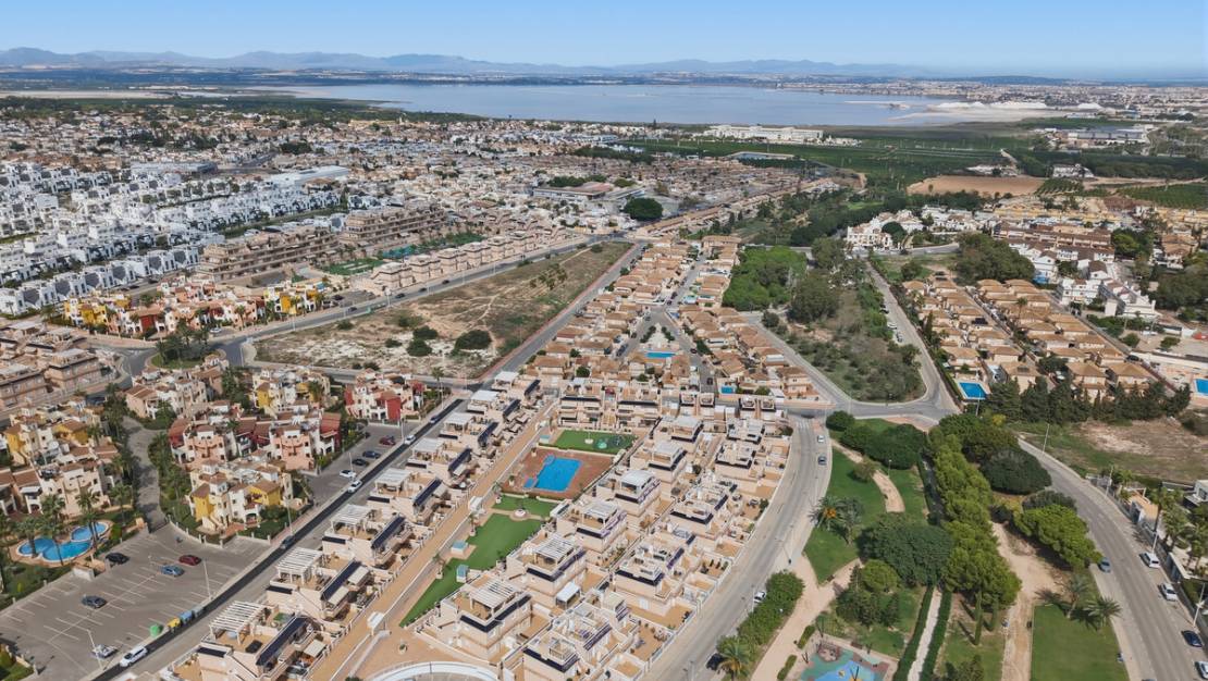 Sale - Apartment - Torrevieja - Torrevieja Centro