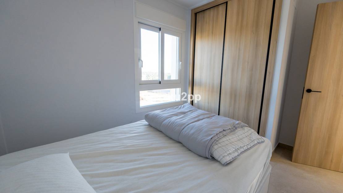 Sale - Apartment - Urbanización El Raso