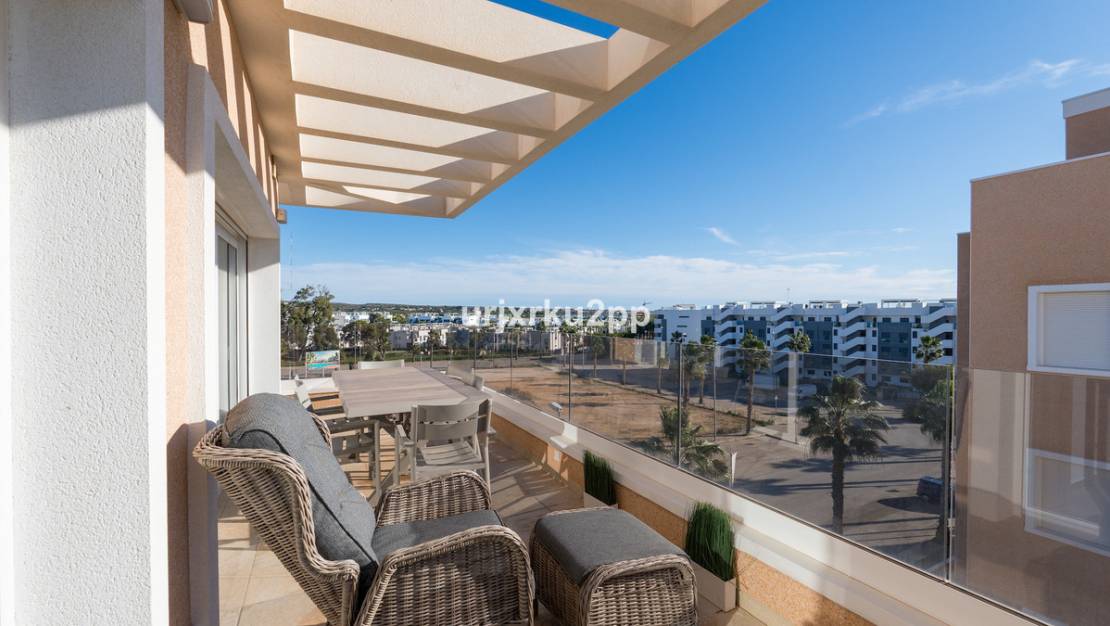 Sale - Apartment - Urbanización El Raso