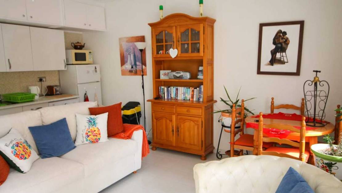 Sale - Apartment - Villamartin