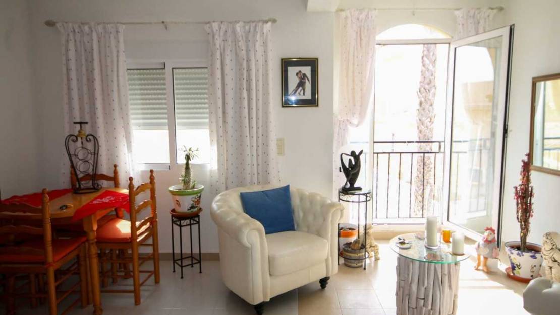 Sale - Apartment - Villamartin