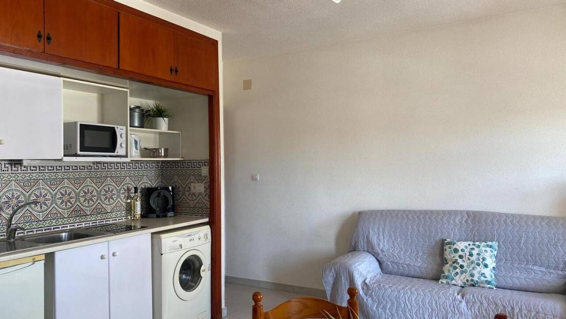 Sale - Apartment - Villamartin