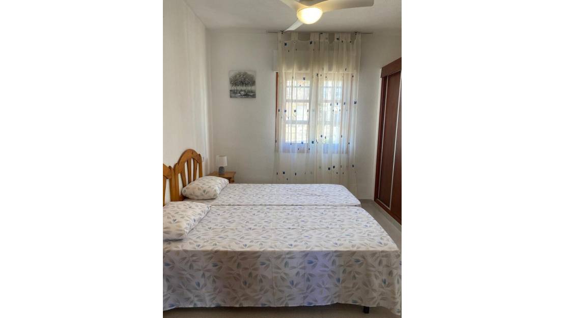 Sale - Apartment - Villamartin
