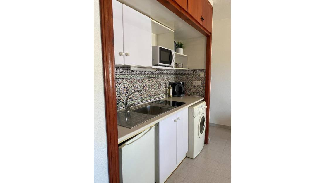 Sale - Apartment - Villamartin