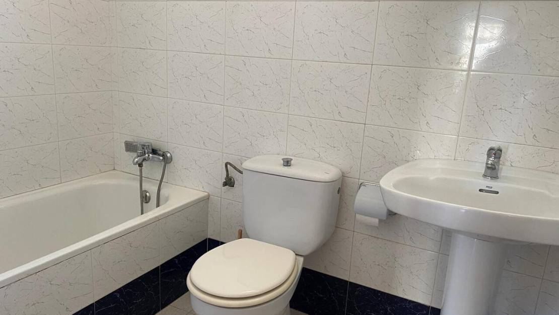 Sale - Apartment - Villamartin