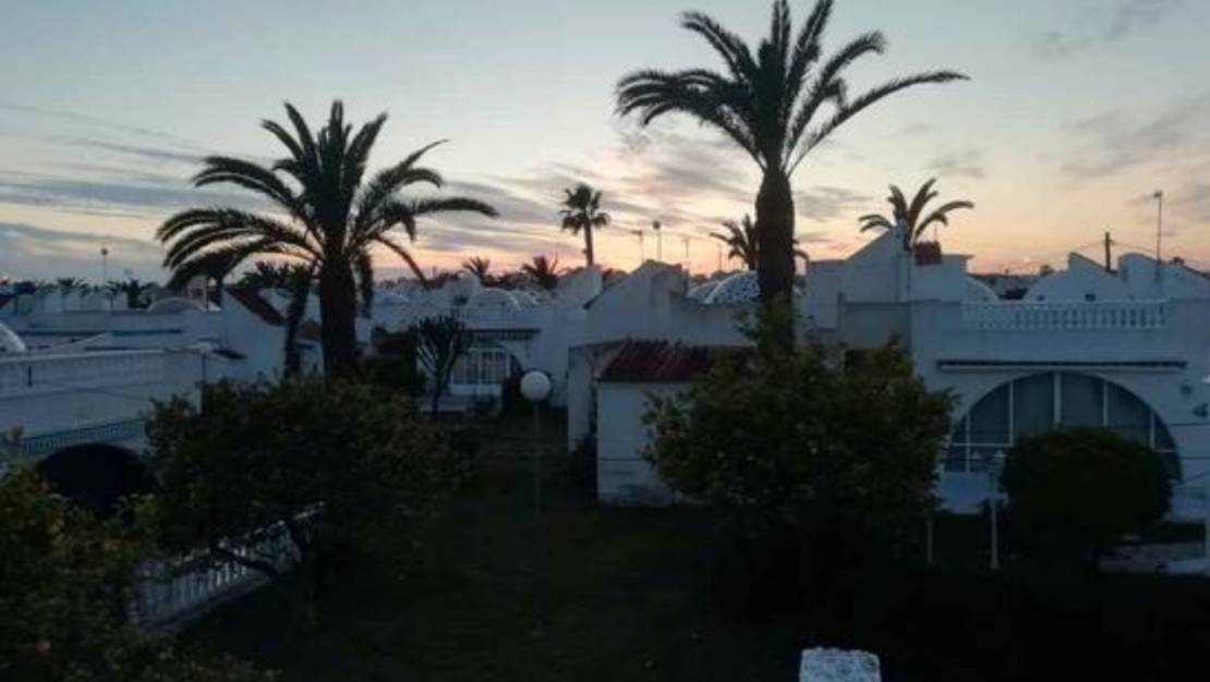Sale - Bungalow - Las Mimosas