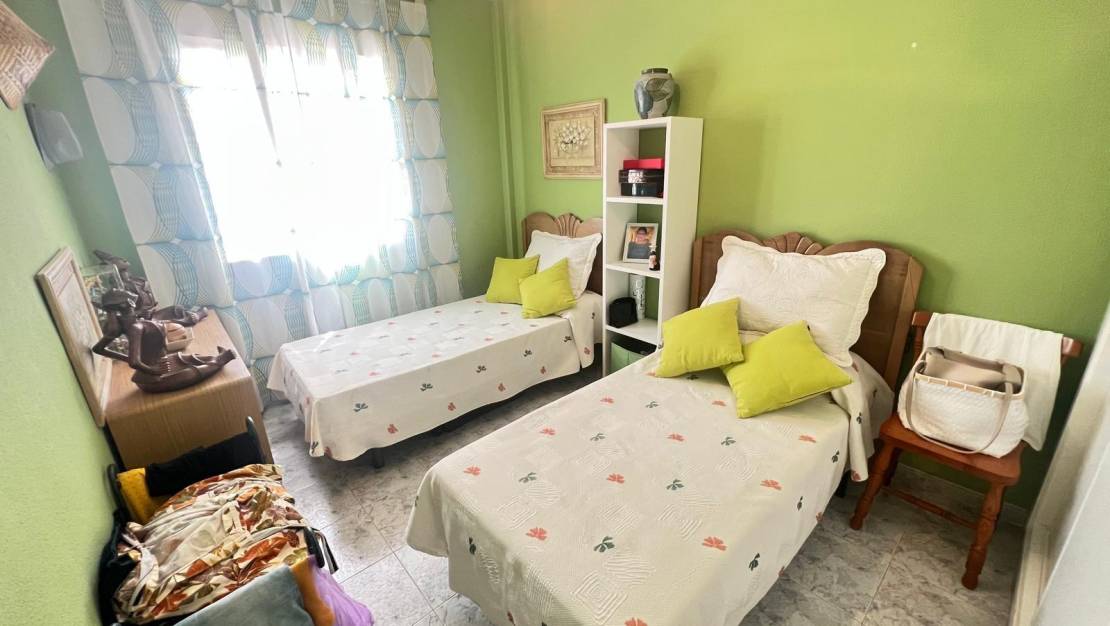 Sale - Bungalow - Orihuela Costa - Los Dolses