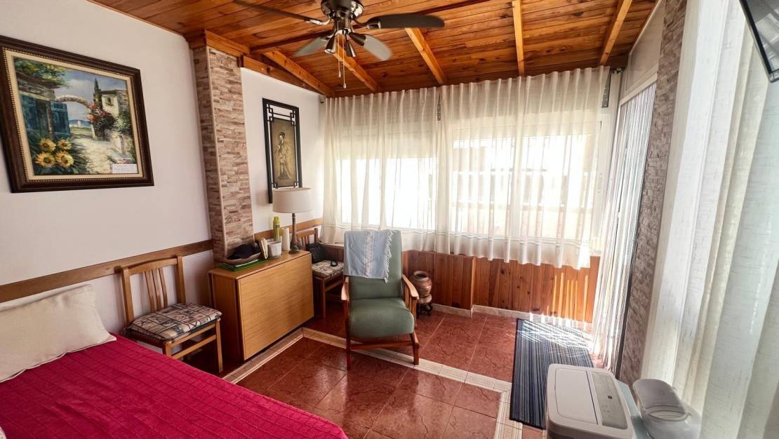 Sale - Bungalow - Orihuela Costa - Los Dolses