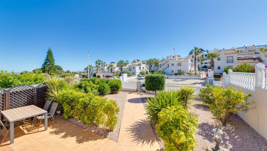 Sale - Bungalow - Orihuela Costa - Montezenia