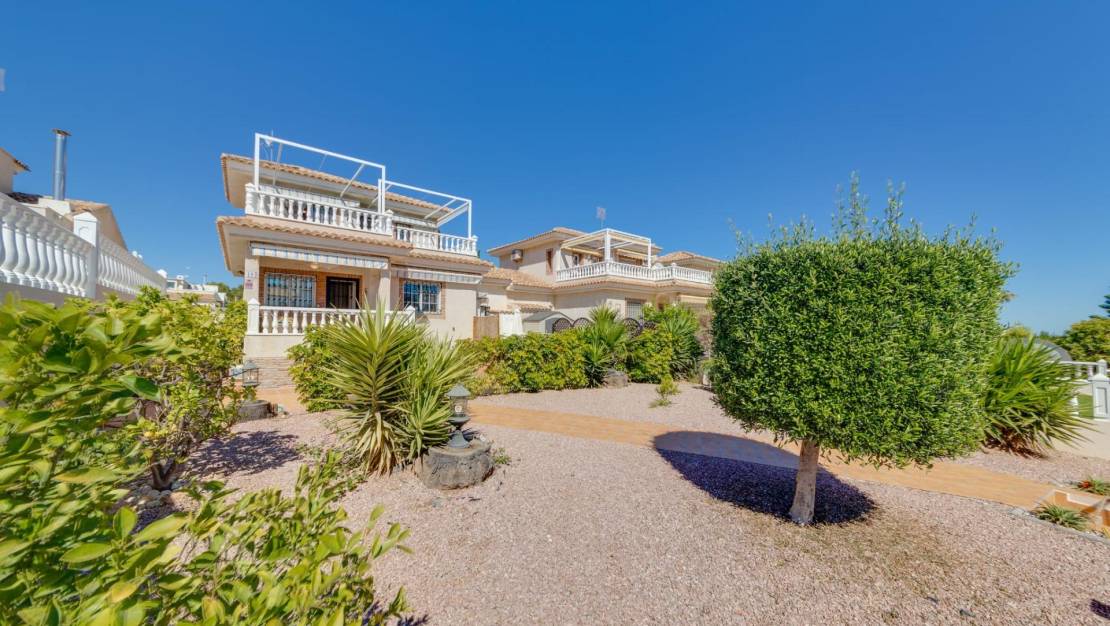 Sale - Bungalow - Orihuela Costa - Montezenia