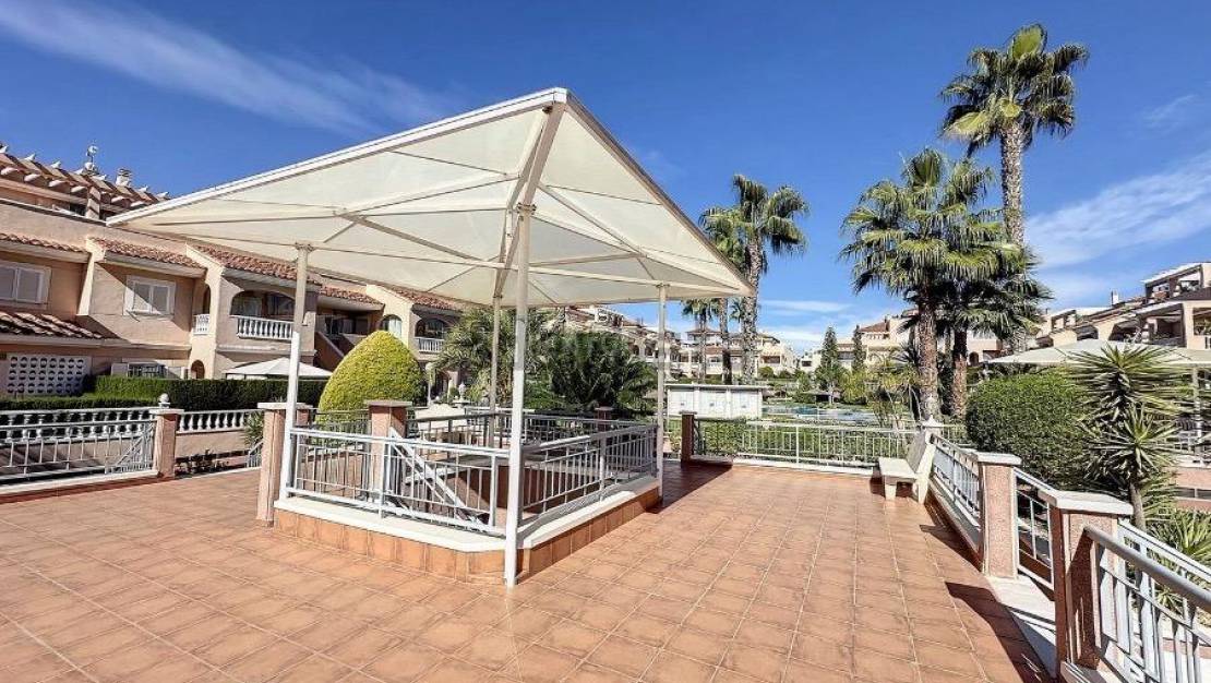 Sale - Bungalow - Orihuela Costa - Playa Flamenca Norte