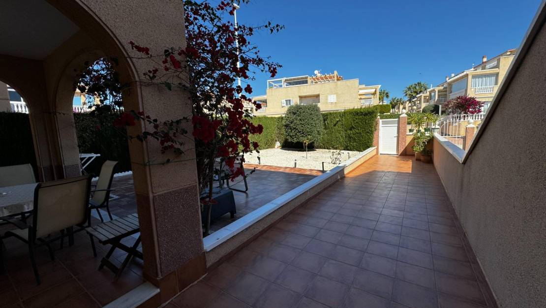 Sale - Bungalow - Orihuela Costa - Playa Flamenca Norte