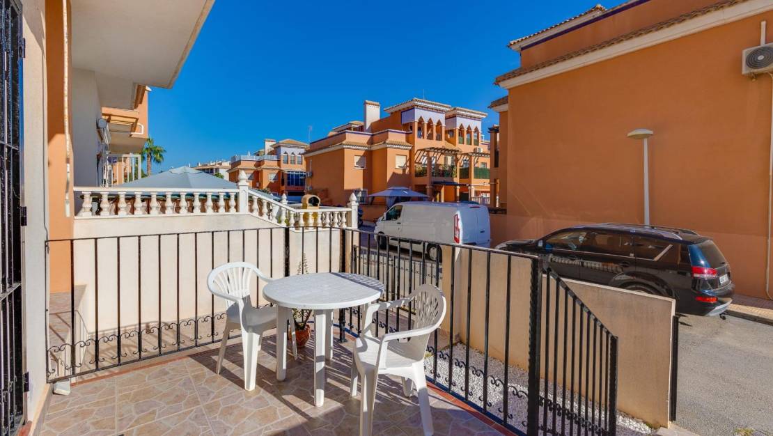 Sale - Bungalow - Orihuela Costa - Playa Flamenca